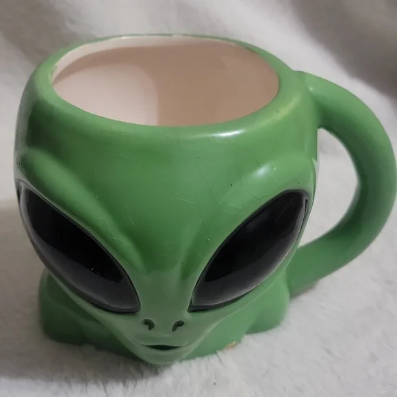 Mugniv Alien Mug - Picture 2 of 8